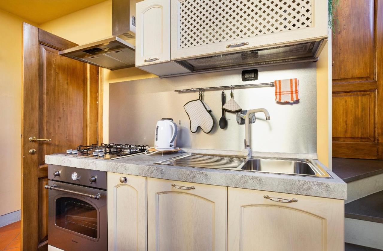 Cozy Classic Italian House Near Santa Croce, On The Lungarno Apartment Firenze Bagian luar foto